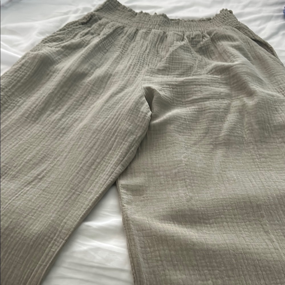 Casual Textured Pants in Light Green